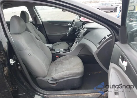 2013 Hyundai Sonata Gls z USA, uszkodzony, nr VIN 5NPEB4AC0DH736686